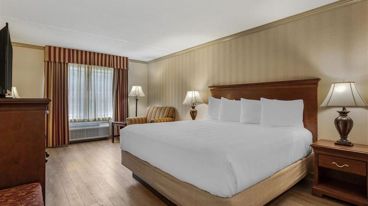 Best Western Plus Morristown Inn Room