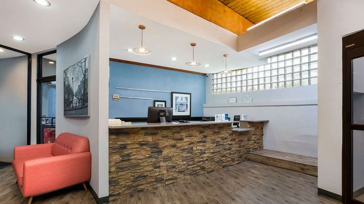 Best Western Bordentown Inn Lobby