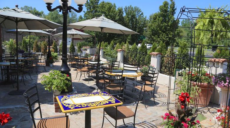 <b>Best Western Plus Fairfield Executive Exterior</b>. Images powered by <a href="https://iceportal.shijigroup.com/" title="IcePortal" target="_blank">IcePortal</a>.