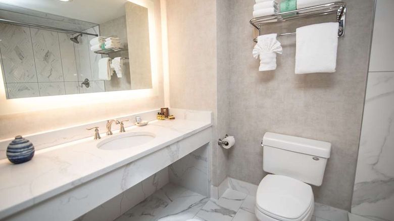 <b>Best Western Plus Fairfield Executive Suite</b>. Images powered by <a href="https://iceportal.shijigroup.com/" title="IcePortal" target="_blank">IcePortal</a>.