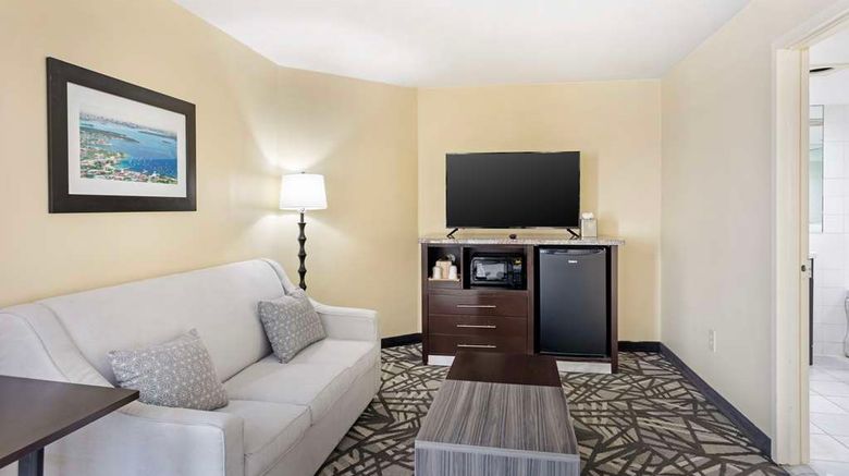 <b>Best Western Atlantic City Hotel Room</b>. Images powered by <a href="https://iceportal.shijigroup.com/" title="IcePortal" target="_blank">IcePortal</a>.