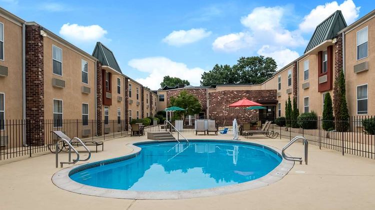 Best Western West Deptford Inn Pool