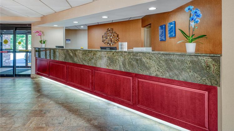 Best Western West Deptford Inn Lobby