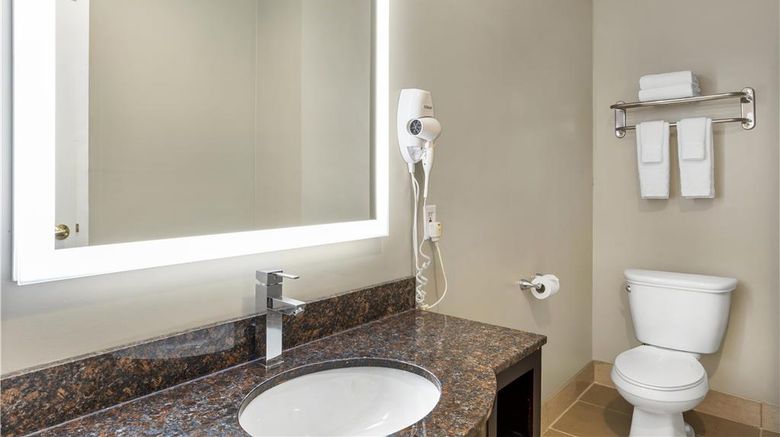 <b>Best Western Fort Lee Suite</b>. Images powered by <a href="https://iceportal.shijigroup.com/" title="IcePortal" target="_blank">IcePortal</a>.