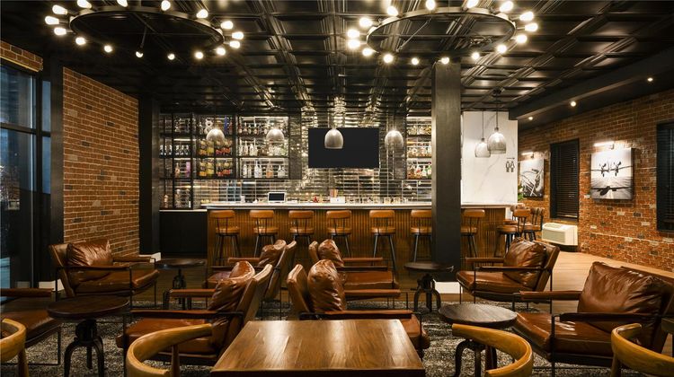 Aiden by Best Western Newark Airport Restaurant