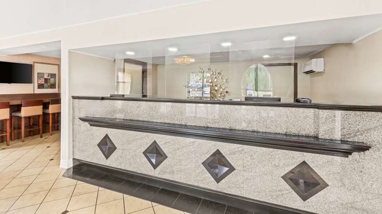 Best Western Hazlet Inn Lobby