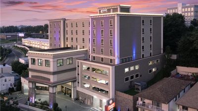 Best Western Premier NYC Gateway Hotel