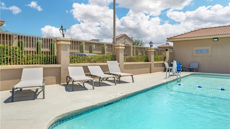<b>Best Western El Rancho Palacio Pool</b>. Images powered by <a href="https://iceportal.shijigroup.com/" title="IcePortal" target="_blank">IcePortal</a>.