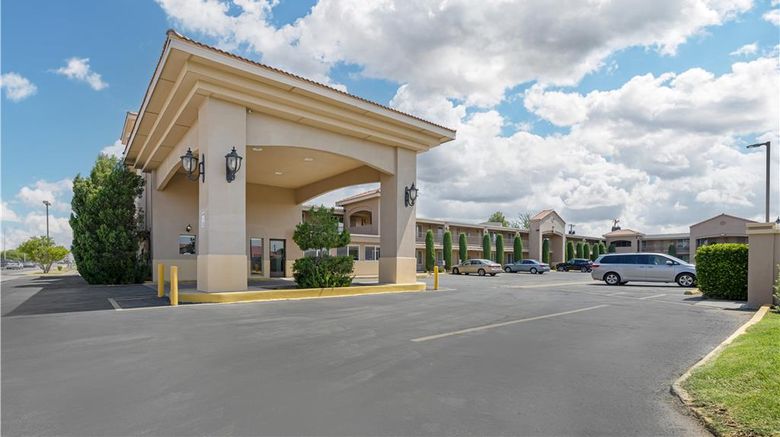 <b>Best Western El Rancho Palacio Exterior</b>. Images powered by <a href="https://iceportal.shijigroup.com/" title="IcePortal" target="_blank">IcePortal</a>.