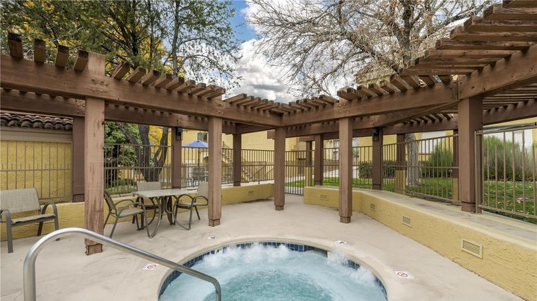 <b>Best Western Airport ABQ Inn/Suites Pool</b>. Images powered by <a href="https://iceportal.shijigroup.com/" title="IcePortal" target="_blank">IcePortal</a>.