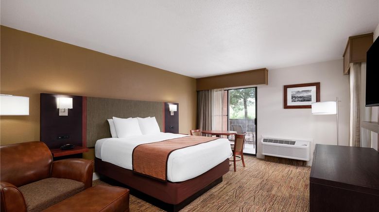 <b>Best Western Discovery Inn Room</b>. Images powered by <a href="https://iceportal.shijigroup.com/" title="IcePortal" target="_blank">IcePortal</a>.