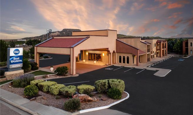 Best Western Discovery Inn Exterior