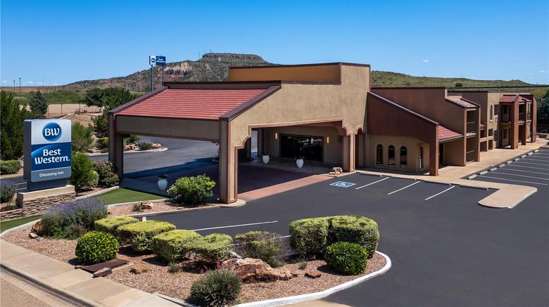 <b>Best Western Discovery Inn Exterior</b>. Images powered by <a href="https://iceportal.shijigroup.com/" title="IcePortal" target="_blank">IcePortal</a>.
