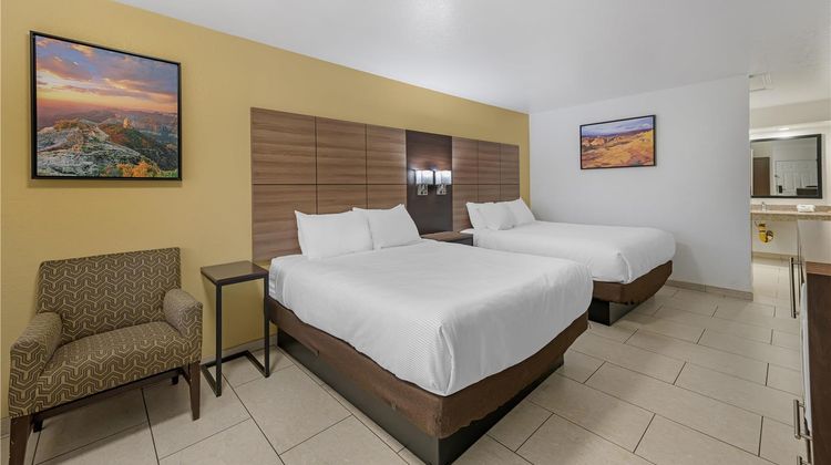 Best Western Santa Rosa Inn Room