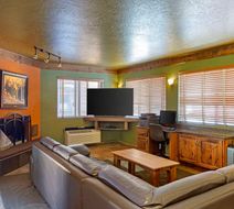 Best Western Rivers Edge Lobby