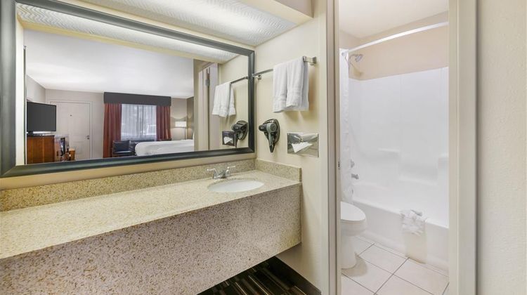 Best Western Executive Inn Room