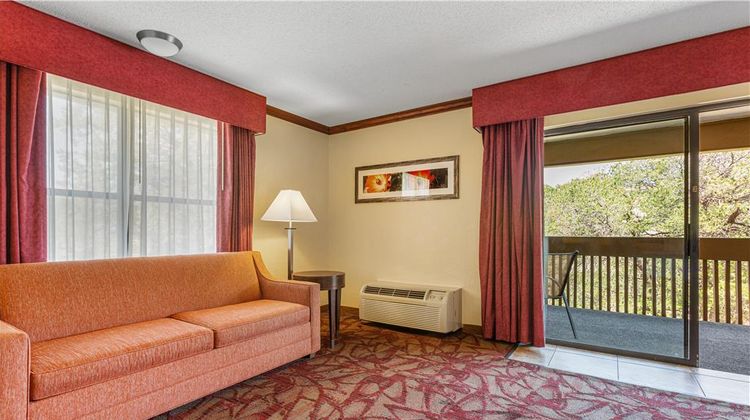 Best Western Pine Springs Inn Suite