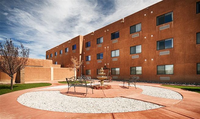 Best Western Territorial Inn & Suites Exterior