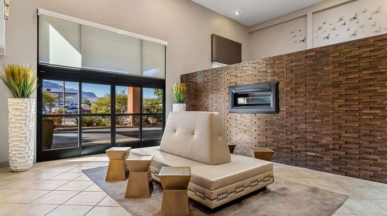<b>Best Western Socorro Hotel & Suites Lobby</b>. Images powered by <a href="https://iceportal.shijigroup.com/" title="IcePortal" target="_blank">IcePortal</a>.