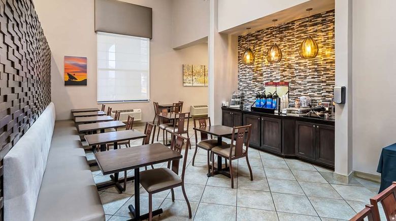 <b>Best Western Socorro Hotel & Suites Restaurant</b>. Images powered by <a href="https://iceportal.shijigroup.com/" title="IcePortal" target="_blank">IcePortal</a>.