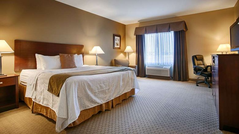 <b>Best Western Plus Montezuma Inn & Suites Room</b>. Images powered by <a href="https://iceportal.shijigroup.com/" title="IcePortal" target="_blank">IcePortal</a>.