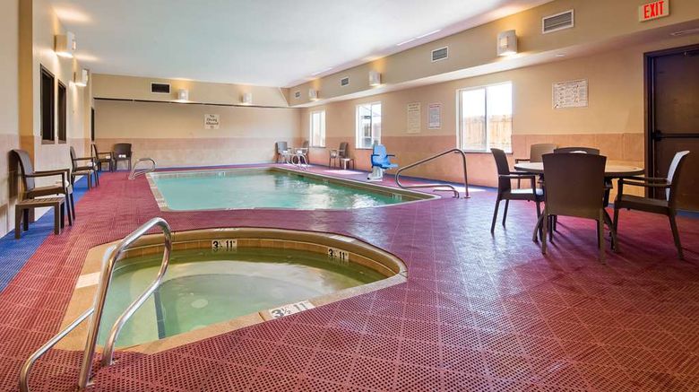 <b>Best Western Plus Montezuma Inn & Suites Pool</b>. Images powered by <a href="https://iceportal.shijigroup.com/" title="IcePortal" target="_blank">IcePortal</a>.