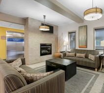 Best Western Plus The Four Corners Inn Lobby