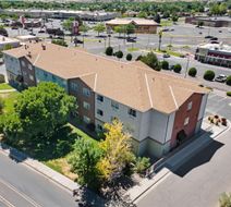 Best Western Plus The Four Corners Inn Exterior