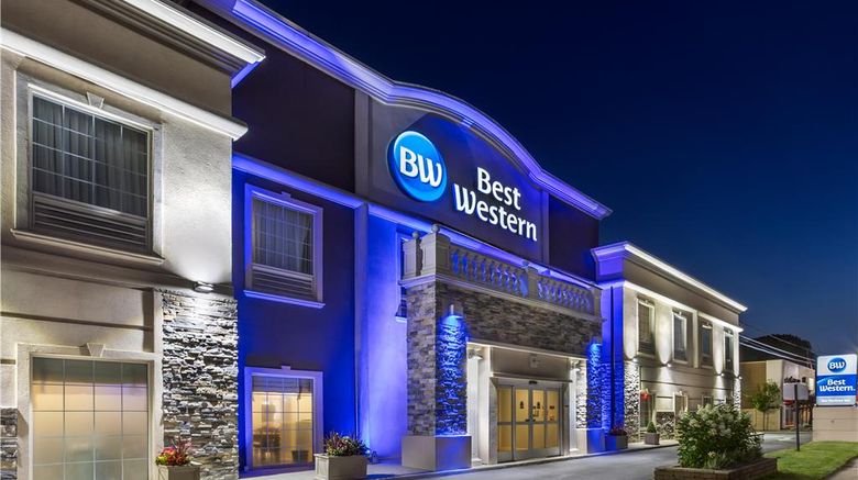<b>Best Western Bar Harbour Inn Exterior</b>. Images powered by <a href="https://iceportal.shijigroup.com/" title="IcePortal" target="_blank">IcePortal</a>.