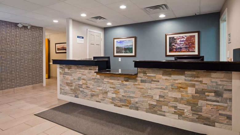 <b>Best Western of Lake George Lobby</b>. Images powered by <a href="https://iceportal.shijigroup.com/" title="IcePortal" target="_blank">IcePortal</a>.