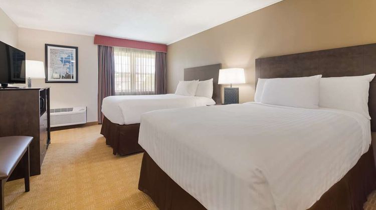 Best Western University Inn Room