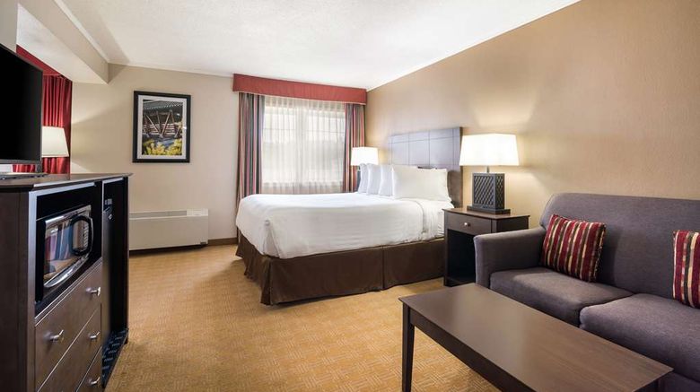 <b>Best Western University Inn Room</b>. Images powered by <a href="https://iceportal.shijigroup.com/" title="IcePortal" target="_blank">IcePortal</a>.
