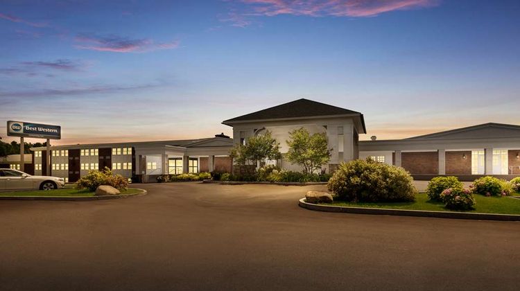 Best Western University Inn Exterior