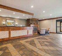 Best Western University Inn Lobby