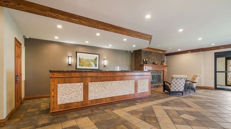 Best Western University Inn Lobby