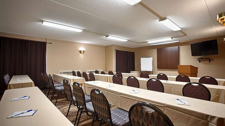 <b>Best Western Clifton Park Meeting</b>. Images powered by <a href="https://iceportal.shijigroup.com/" title="IcePortal" target="_blank">IcePortal</a>.