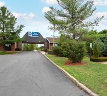 Best Western University Inn Exterior