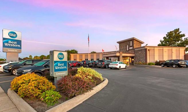 Best Western Summit Inn Exterior