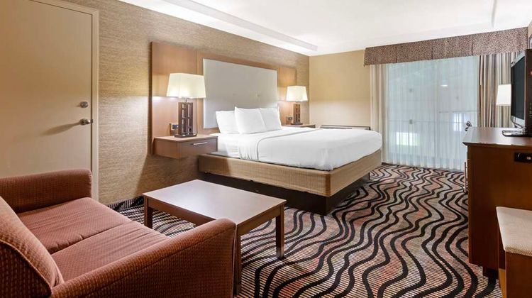 Best Western Summit Inn Room
