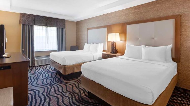 Best Western Summit Inn Room