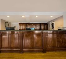 SureStay Plus Best Western Woodbury Inn Lobby