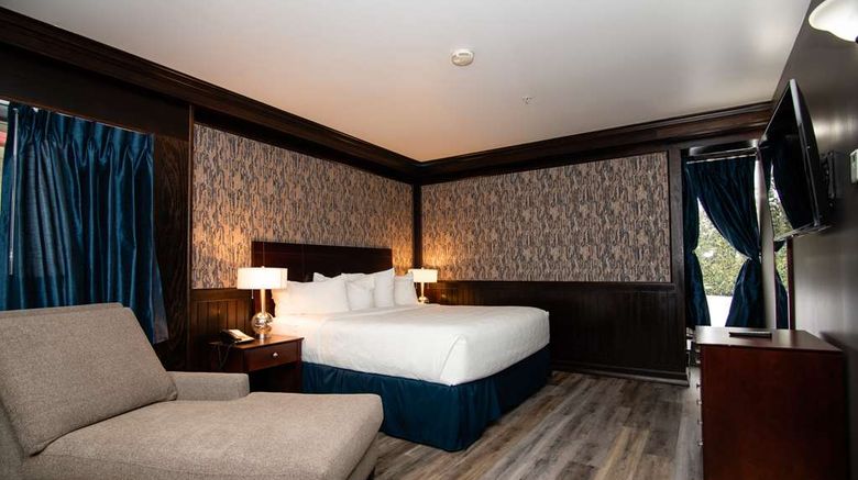 <b>Best Western Plus Plattsburgh Suite</b>. Images powered by <a href="https://iceportal.shijigroup.com/" title="IcePortal" target="_blank">IcePortal</a>.