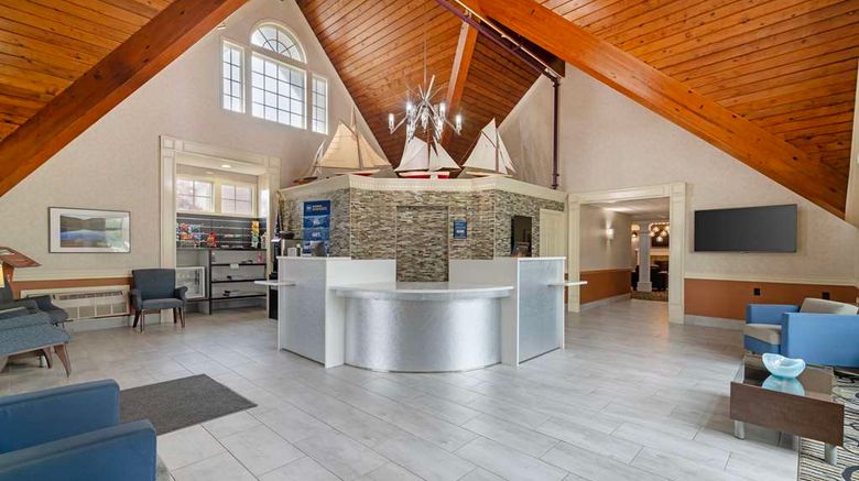 <b>Best Western Plus Plattsburgh Lobby</b>. Images powered by <a href="https://iceportal.shijigroup.com/" title="IcePortal" target="_blank">IcePortal</a>.
