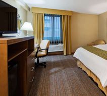 Best Western Queens Court Hotel Room