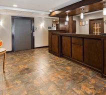 Best Western Crown Inn & Suites Lobby