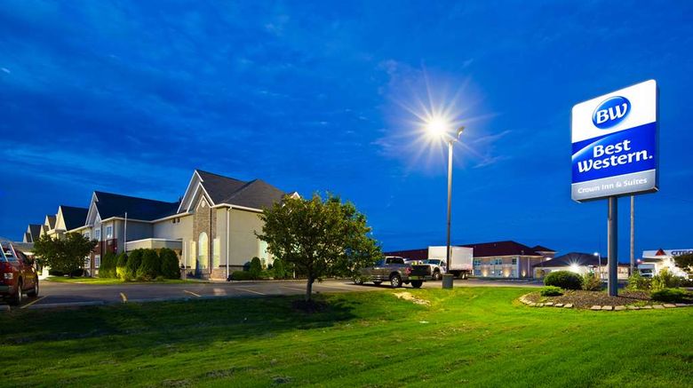 <b>Best Western Crown Inn & Suites Exterior</b>. Images powered by <a href="https://iceportal.shijigroup.com/" title="IcePortal" target="_blank">IcePortal</a>.