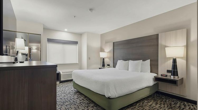 Best Western Crown Inn & Suites Room
