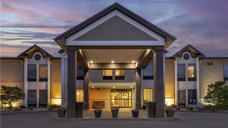 Best Western Plus University Inn Exterior