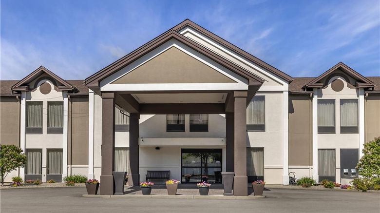 <b>Best Western Plus University Inn Exterior</b>. Images powered by <a href="https://iceportal.shijigroup.com/" title="IcePortal" target="_blank">IcePortal</a>.