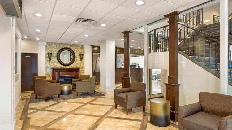 Best Western Mill River Manor Lobby